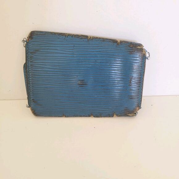 LOUIS VUITTON Blue Epi Leather 6 Hooks Key Holder Case Small Wallet Trifold Fair - Picture 2 of 9